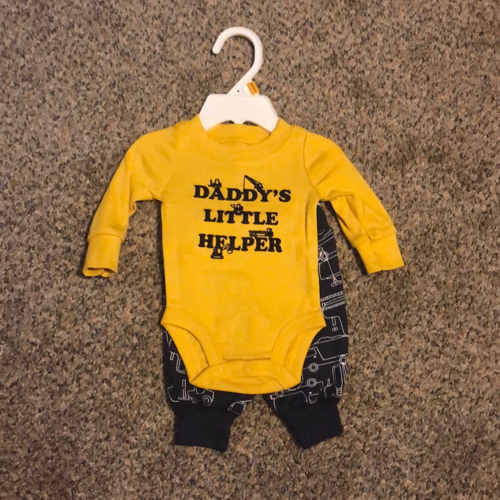 Newborn outfit